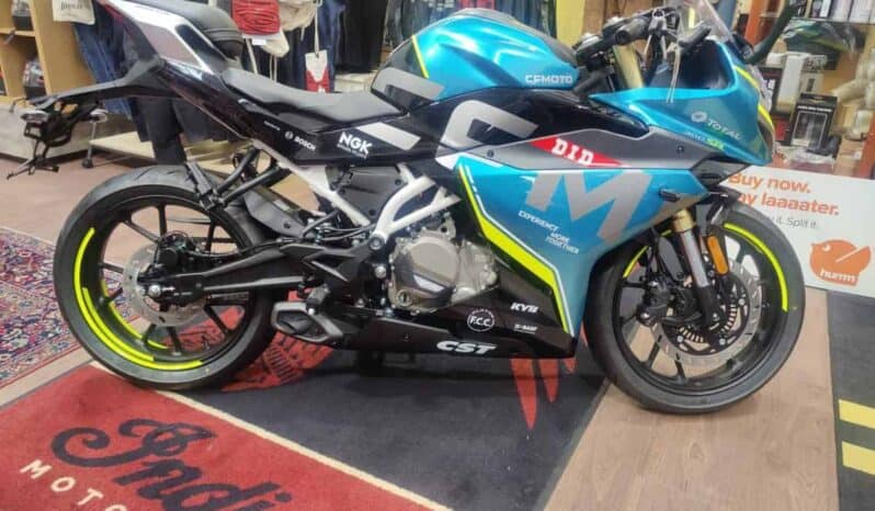 2021 CFMoto 300SR ABS