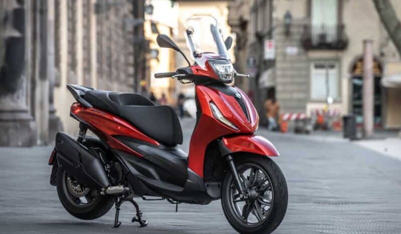 2022 Piaggio Beverly 400 S