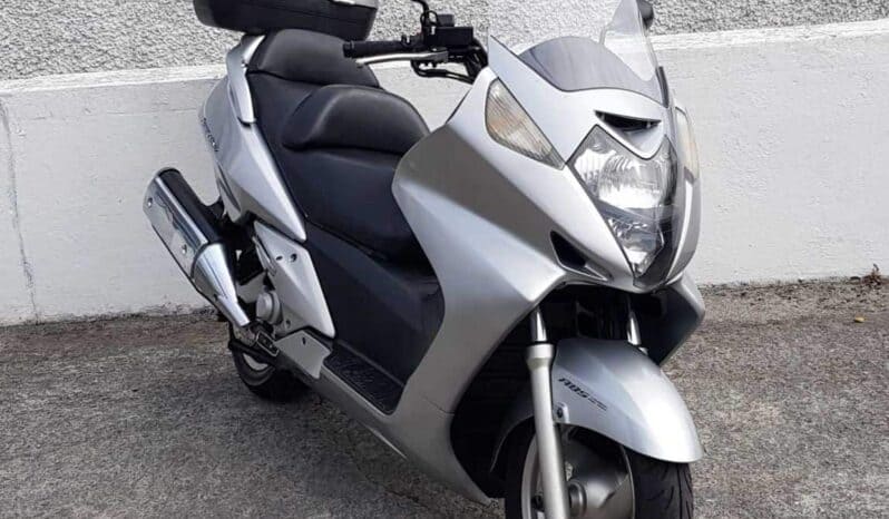 
								2010 Honda Silver Wing 600 (FJS600D) full									