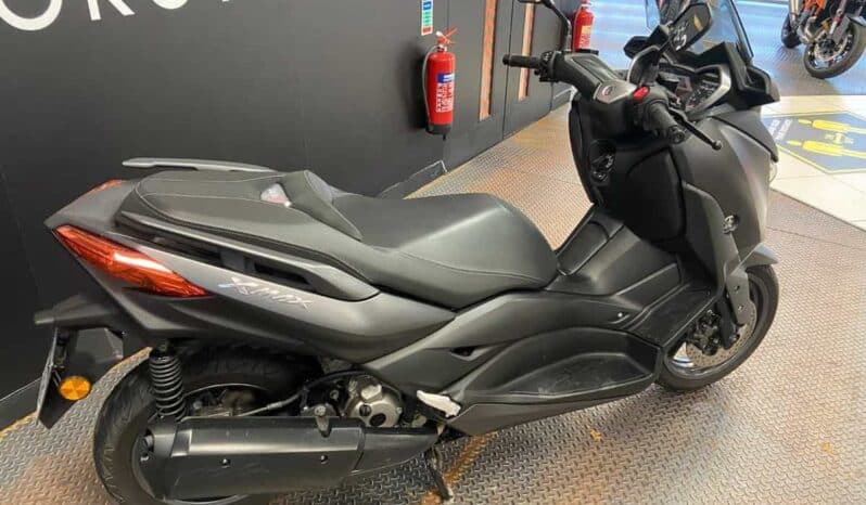 
								2021 Yamaha XMAX 300 (CZD300A) full									