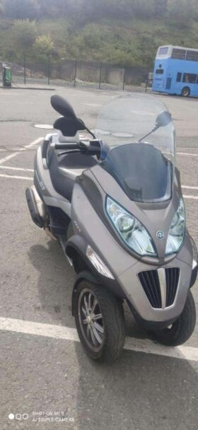 2009 Piaggio MP3 400