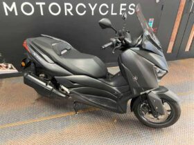 2021 Yamaha XMAX 300 (CZD300A)