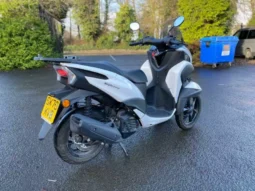 
										2020 Yamaha Tricity (MW125) full									