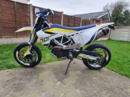 
										2017 Husqvarna 701 SUPERMOTO full									