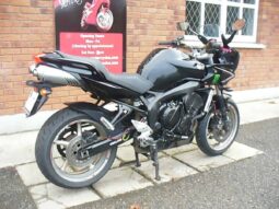 
										2009 Yamaha FZ6S full									