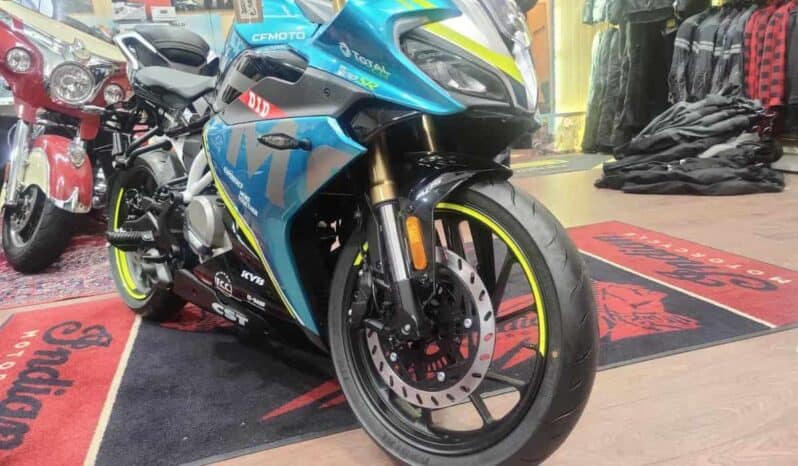 
								2021 CFMoto 300SR ABS full									