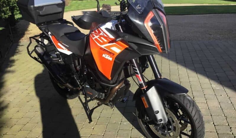 
								2017 KTM 1290 Super Adventure S full									