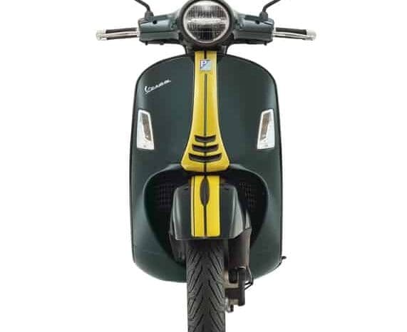 
								2022 Vespa GTS Super Racing Sixties 300 HPE full									