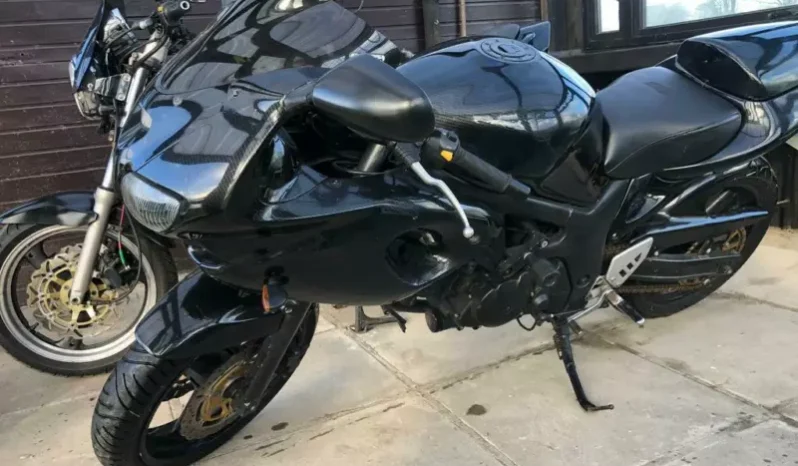 
								2001 Suzuki SV650 full									