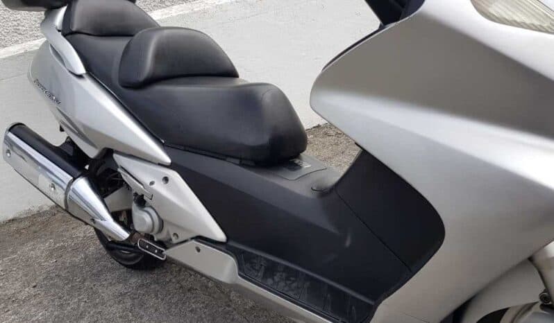 
								2010 Honda Silver Wing 600 (FJS600D) full									