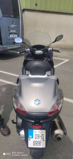 
										2009 Piaggio MP3 400 full									